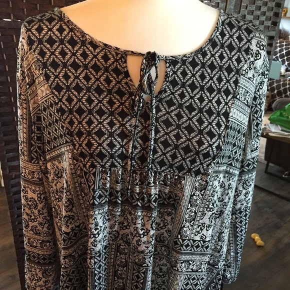 Kim Rogers Tops - Kim Rogers Curvy Top